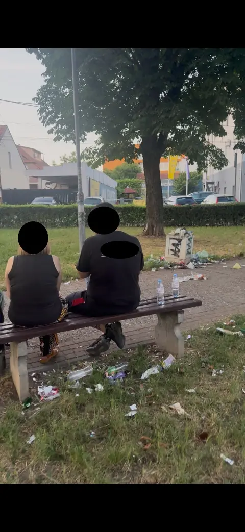Akcija čišćenja parka u Zemunu kod Zemunskih Kapija